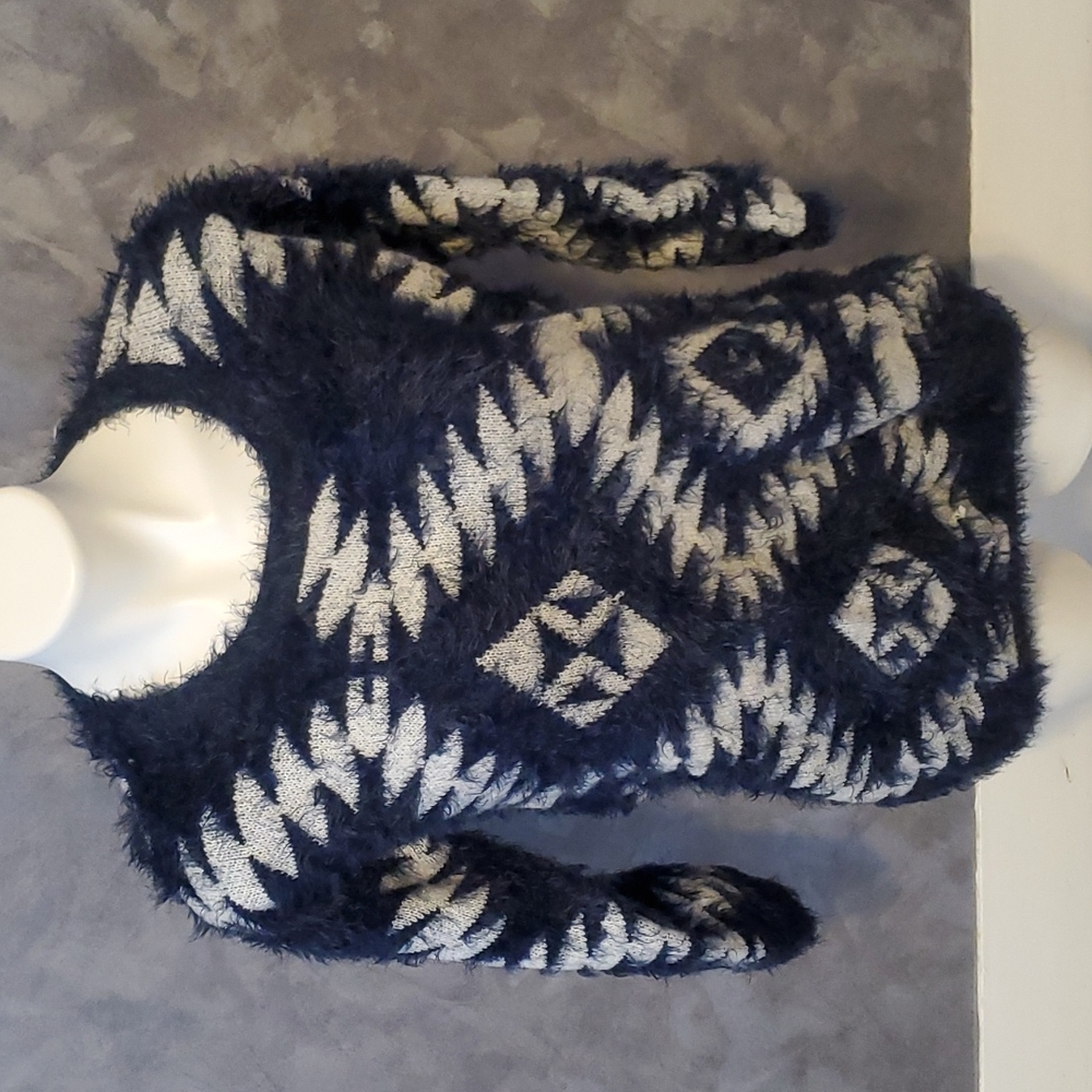 Mizumi Blue & White Fluffy Deeater Size MD